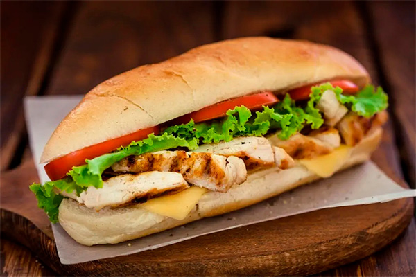 Sanguche de Pollo